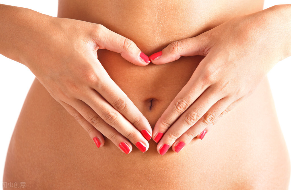 子宫肌瘤症状：女性下身有5种异常别死扛，及早做好治疗很重要