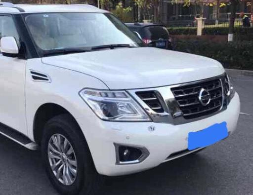 69万提辆日产途乐，老表发动态抱怨堵车，无意中晒出的油耗亮了