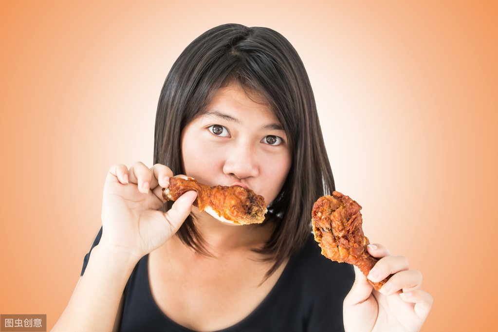 健身問答：減肥期間，吃炸雞會胖嗎？卷腹能減掉小肚子嗎？