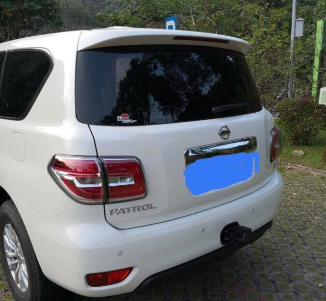 69万提辆日产途乐，老表发动态抱怨堵车，无意中晒出的油耗亮了