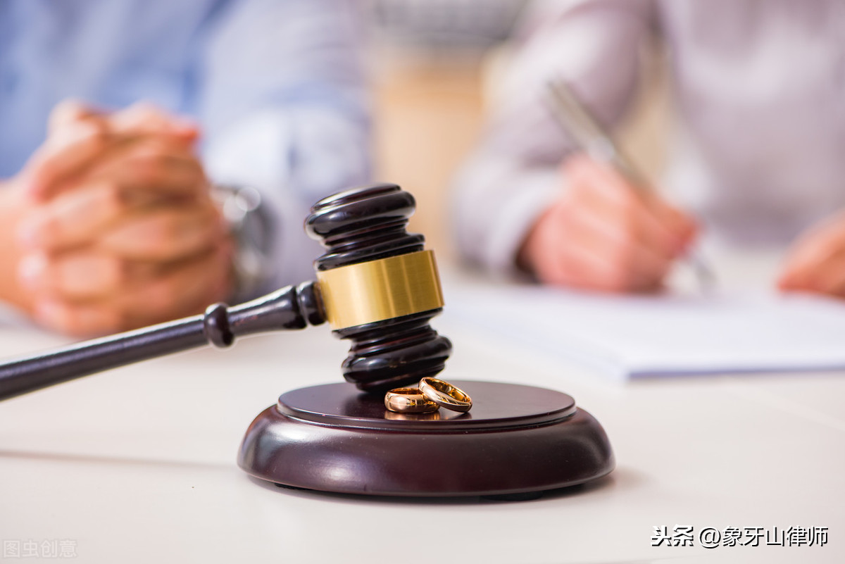 劳动单位不给员工缴纳社保，员工不可以向法院起诉要求补缴