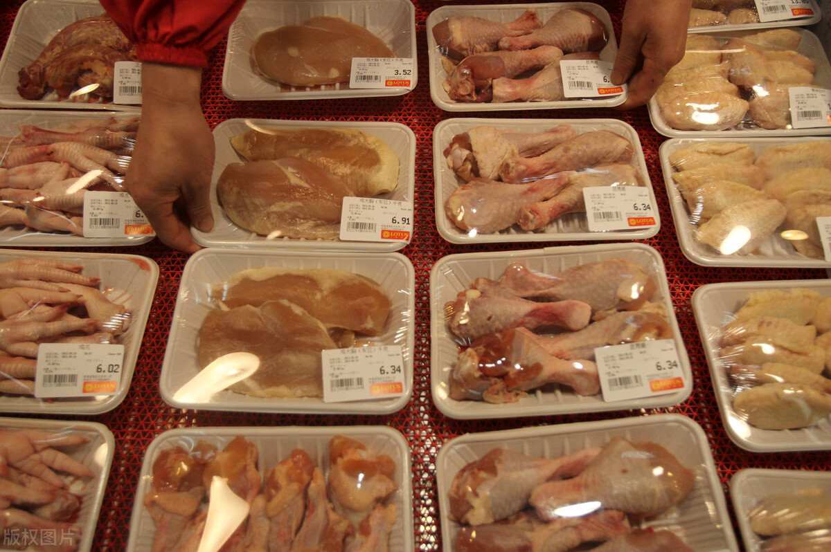 鸡肉已是“白菜价”，不到7元/斤，为什么吃鸡肉的少了？