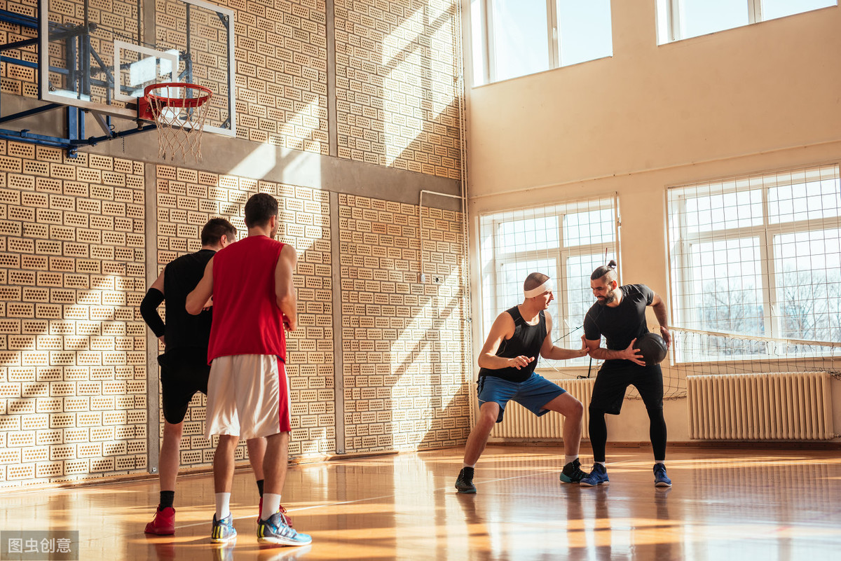 nba为什么要瞄准篮球(浅析篮球比赛投篮命中率的影响因素，这些要知道)