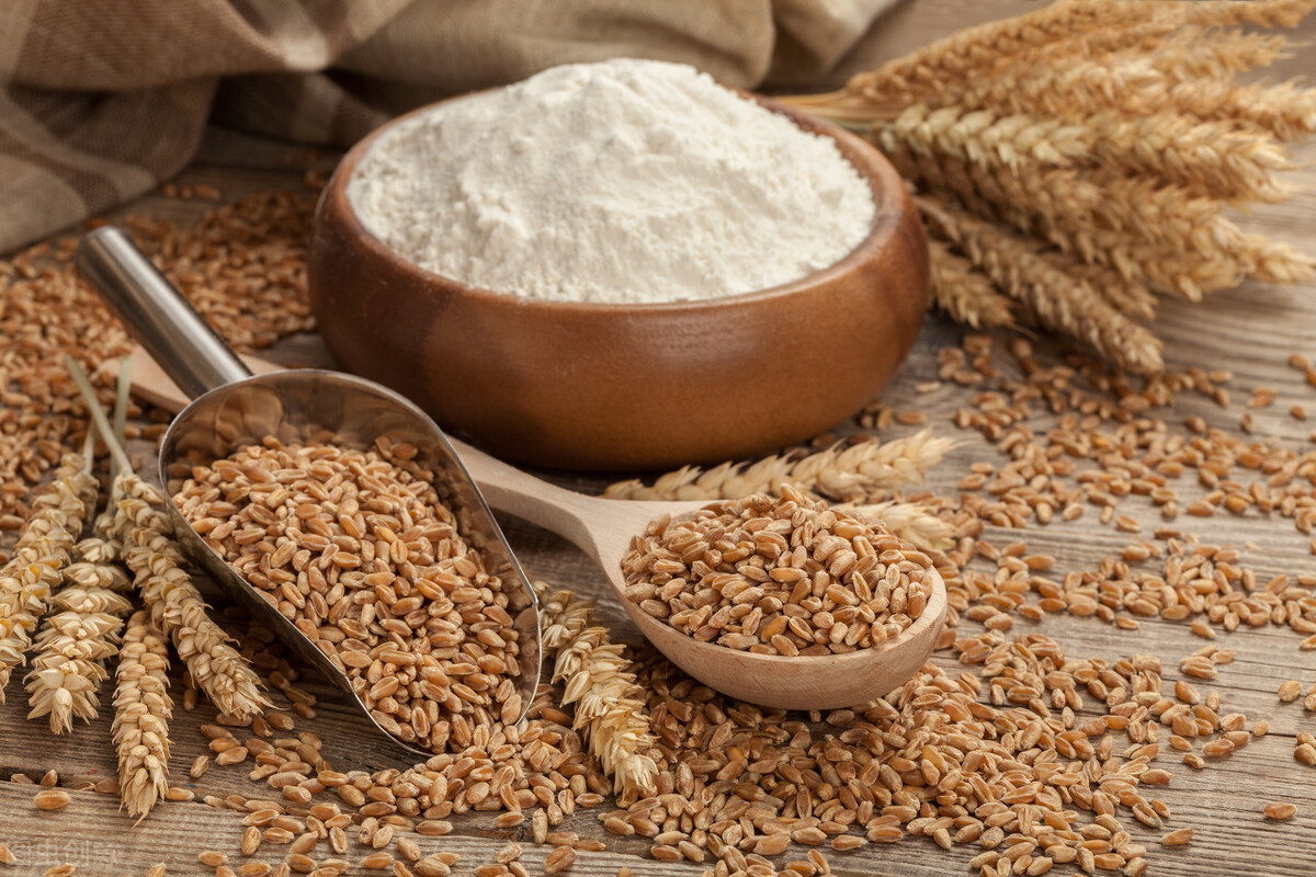 面粉是小麦粉吗，面粉是小麦粉吗有什么区别？