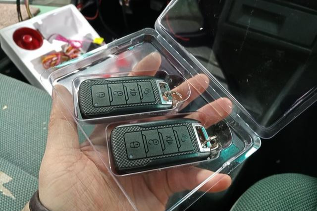 修车日记：5万块翻新一辆03年的方头捷达，匠心打造最帅老方头