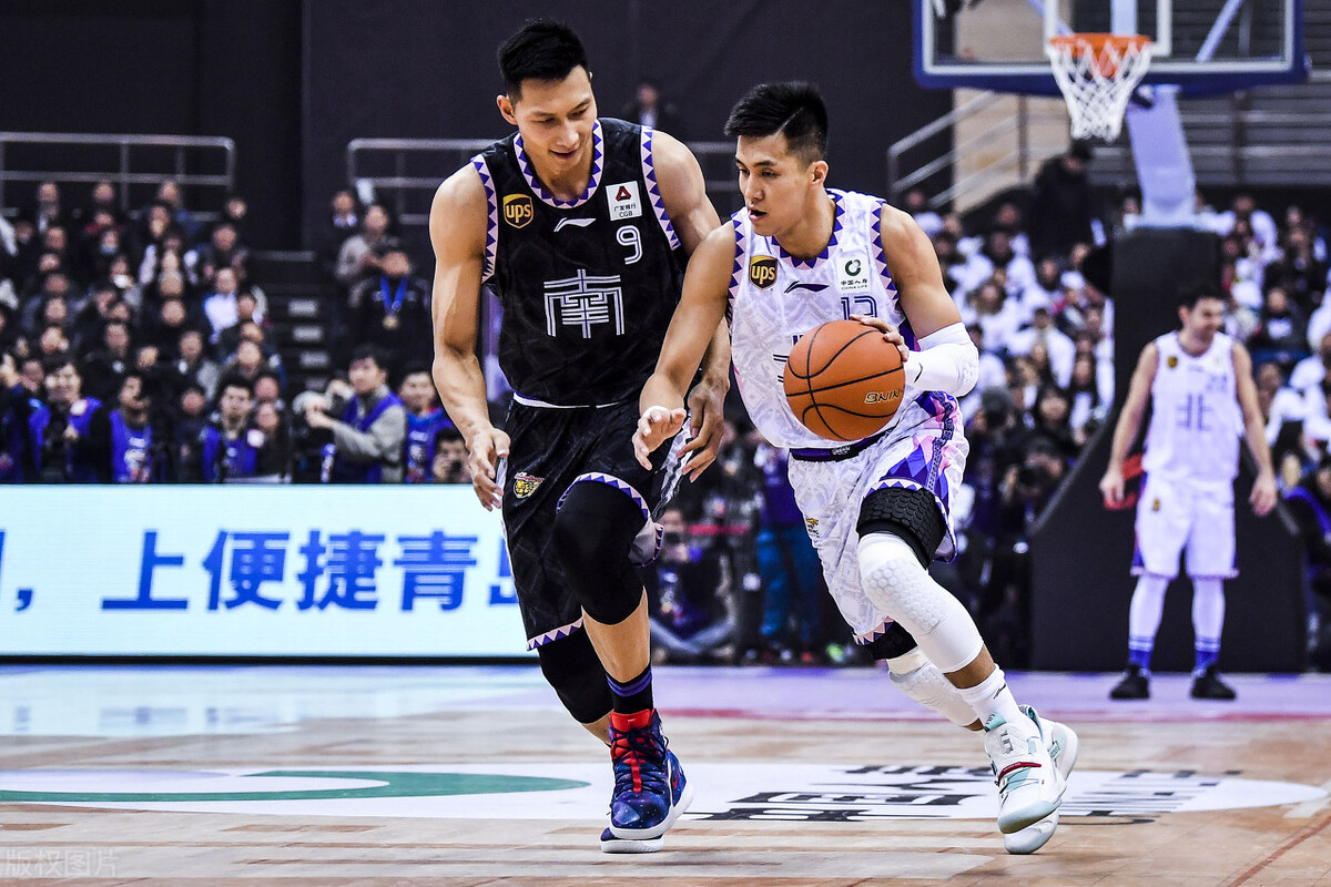 为什么cba没人看(CBA远比不上NBA，咋还有这么多人关注？资深球迷告诉你真相)