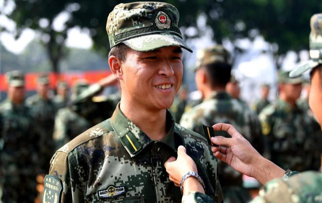 如今大学生当兵真好，所有“优惠政策”都围着转，望周知