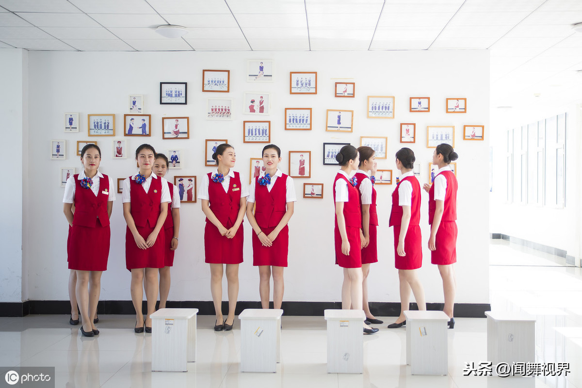 揭秘准空姐实训，在校学习瑜伽散打，百般武艺在身才能脱颖而出