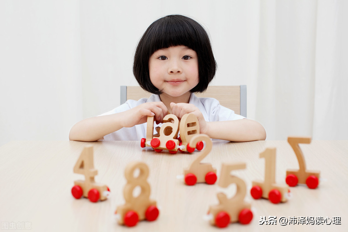 别总给女孩买洋娃娃，这些男孩子喜欢的玩具，对女孩的帮助更大