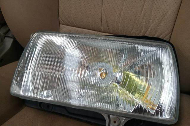 修车日记：5万块翻新一辆03年的方头捷达，匠心打造最帅老方头