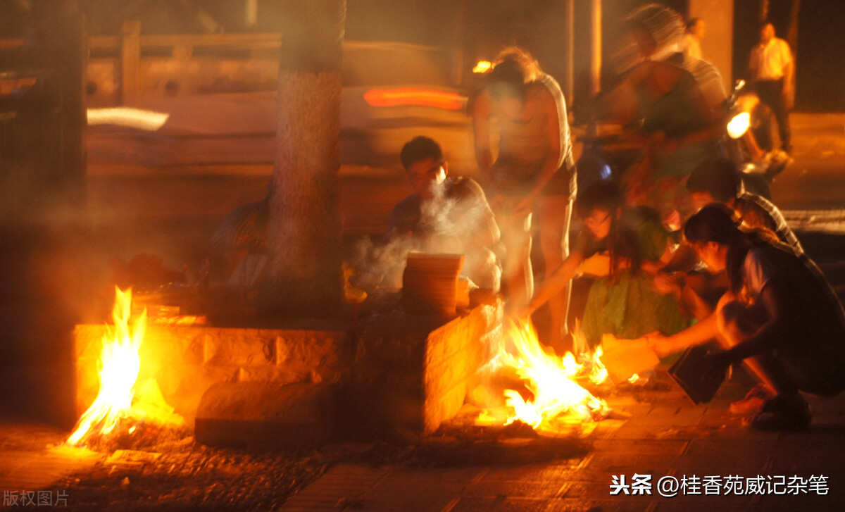 7月14日是鬼节吗(为什么广西过中元节要提前一天，还把鬼节叫“七月十四”呢)