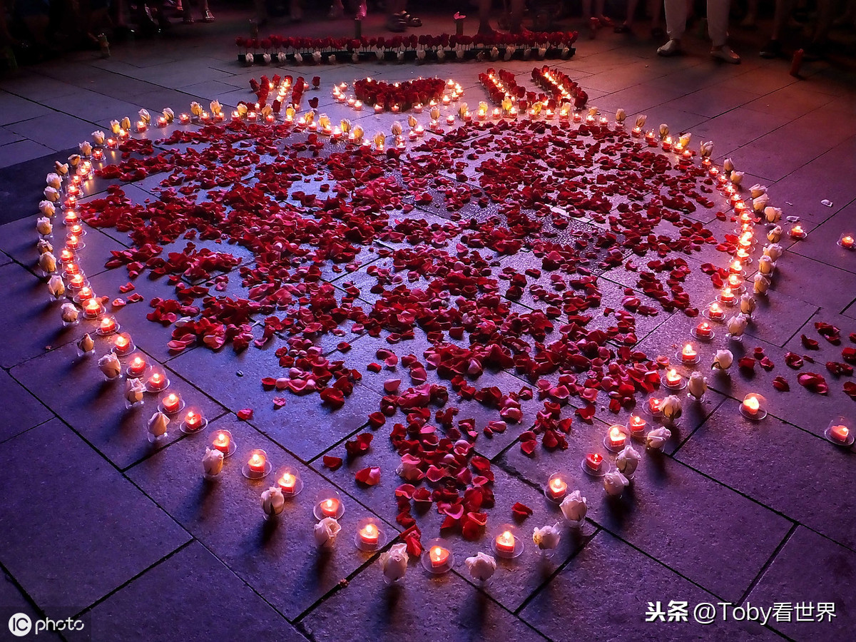 情人节，学生党送女朋友什么礼物合适