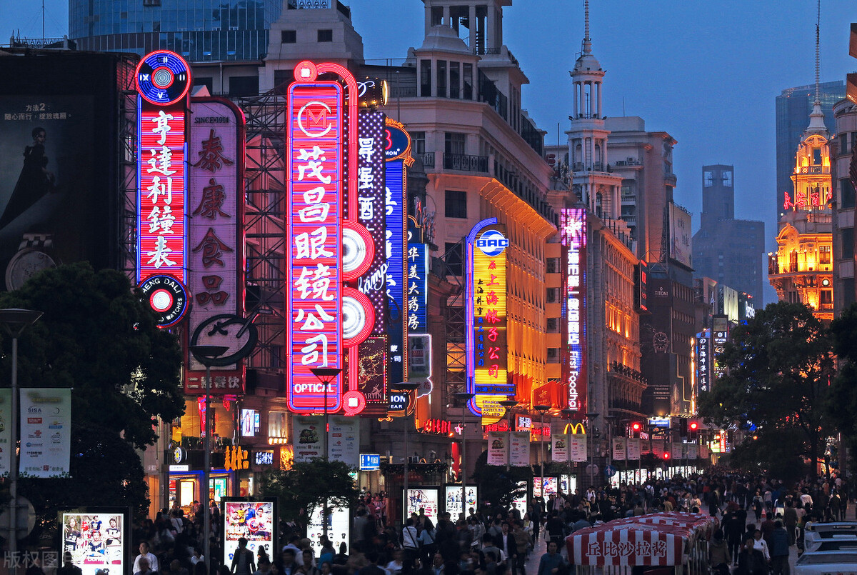 老上海地标“七重天”的另类解读