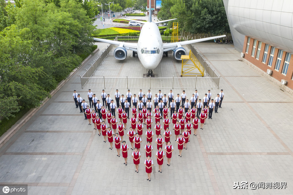 揭秘准空姐实训，在校学习瑜伽散打，百般武艺在身才能脱颖而出