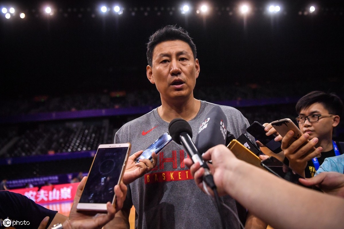 福特森为什么不去nba(山东男篮对川军当心福特森？福特森资料背景女友照片赛场花絮曝光)