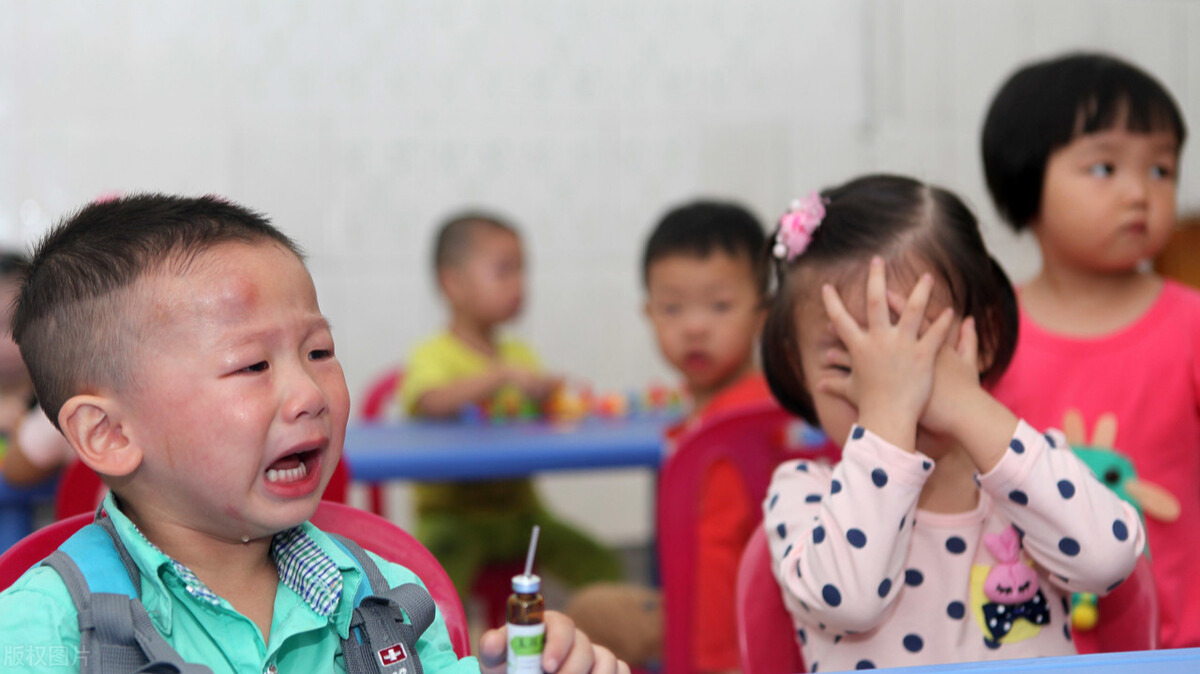 不愿在幼儿园大便，80%的孩子有相同经历，原因跟你想的不一样