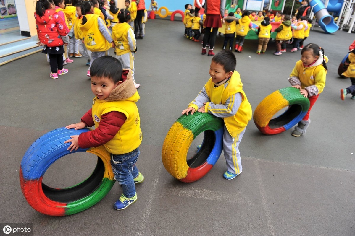 幼儿园经典晨间户外游戏（小中班）