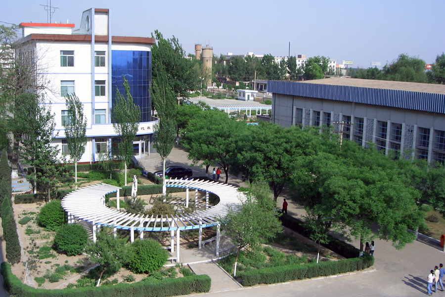 太谷山西中药厂和省药院、牧校