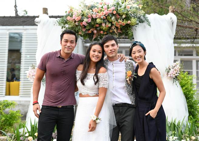 生了儿子再香港领证,然后台湾户外婚礼,"宫洺"凤小岳结婚啦