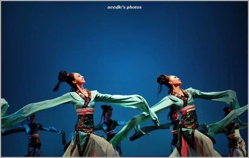 这些描写舞姿的诗句···真真是极美的