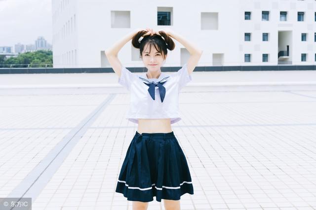 小说：四岁萌宝弹了一首钢琴曲，粉丝一天暴涨百万，成超级网红