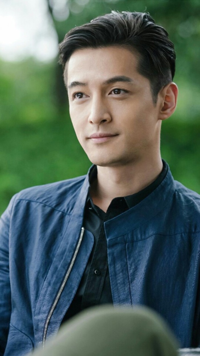 胡歌爸爸胡逸材：前卫的教育助孩子成才，为他的终身大事操碎了心