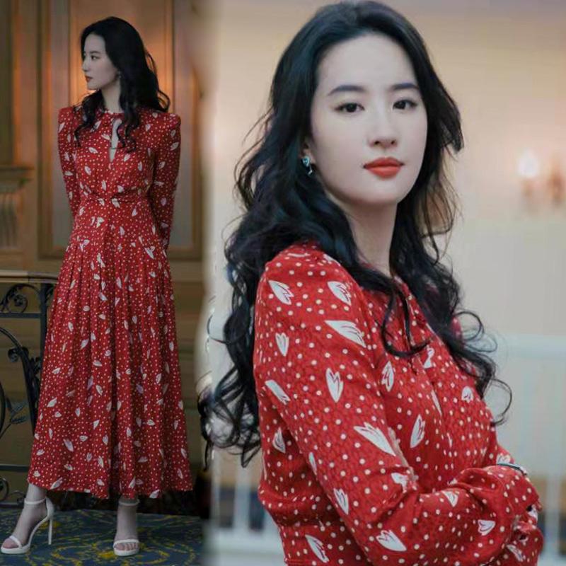 梨型身材的女人，穿衣要牢记这“3步思路”，不然显矮、还显胖