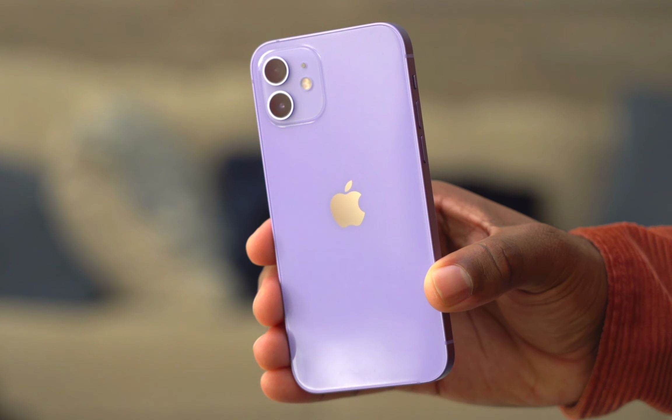 2022买手机的可以考虑这三款，轻轻松松用五年