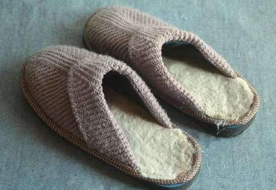 明明很干净的拖鞋，为什么会散发恶臭味，有解决的办法么？