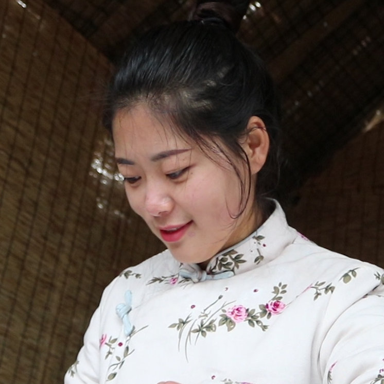 嫁民工，当农民，两登央视新闻，这个90后美女大学生不简单