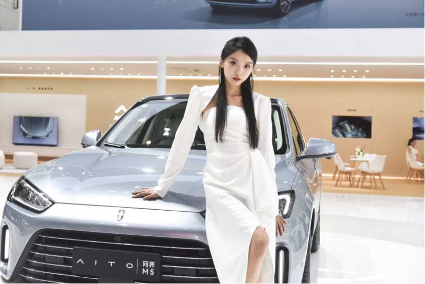 问界M5都挺火的了，那问界M7来了岂不更火？