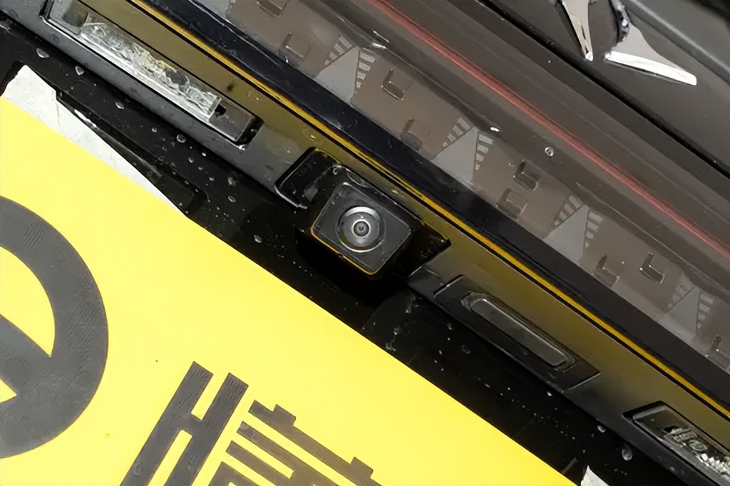喝92粗粮，车长5002mm，东风奕派eπ008如奕版值得一看
