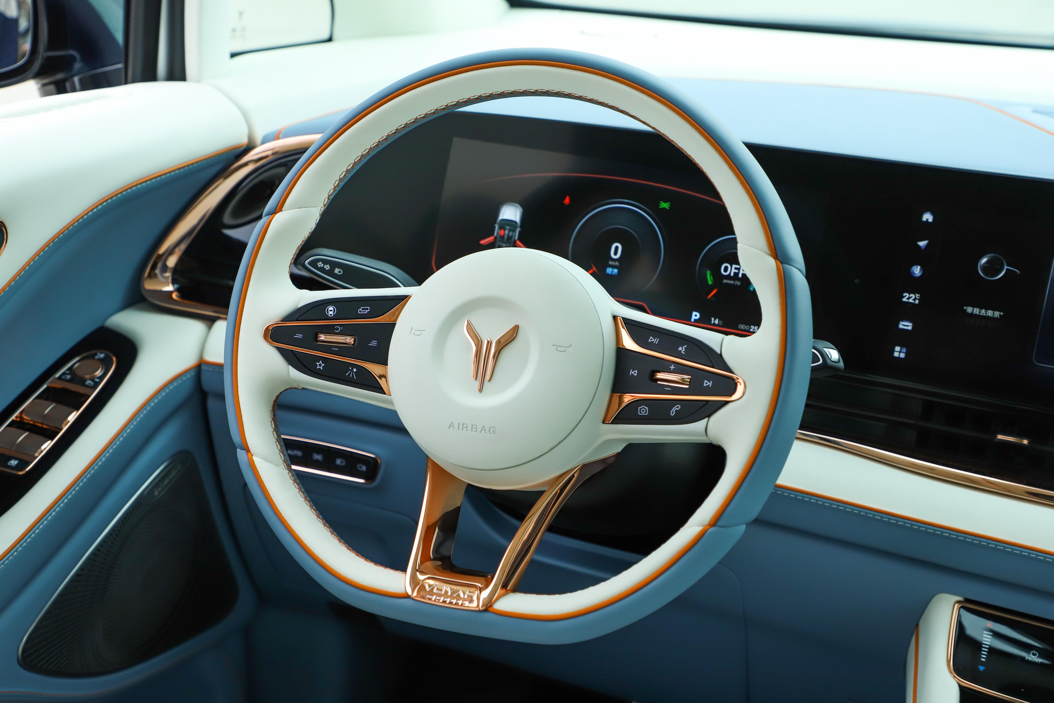 解析岚图梦想家，五门四座中型MPV，零百加速5.9s，如何？