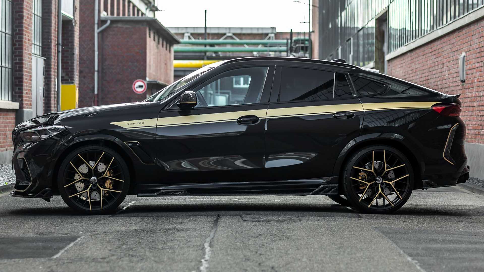 manhart爆改宝马x6 m 狂飙730马力 外形更激进