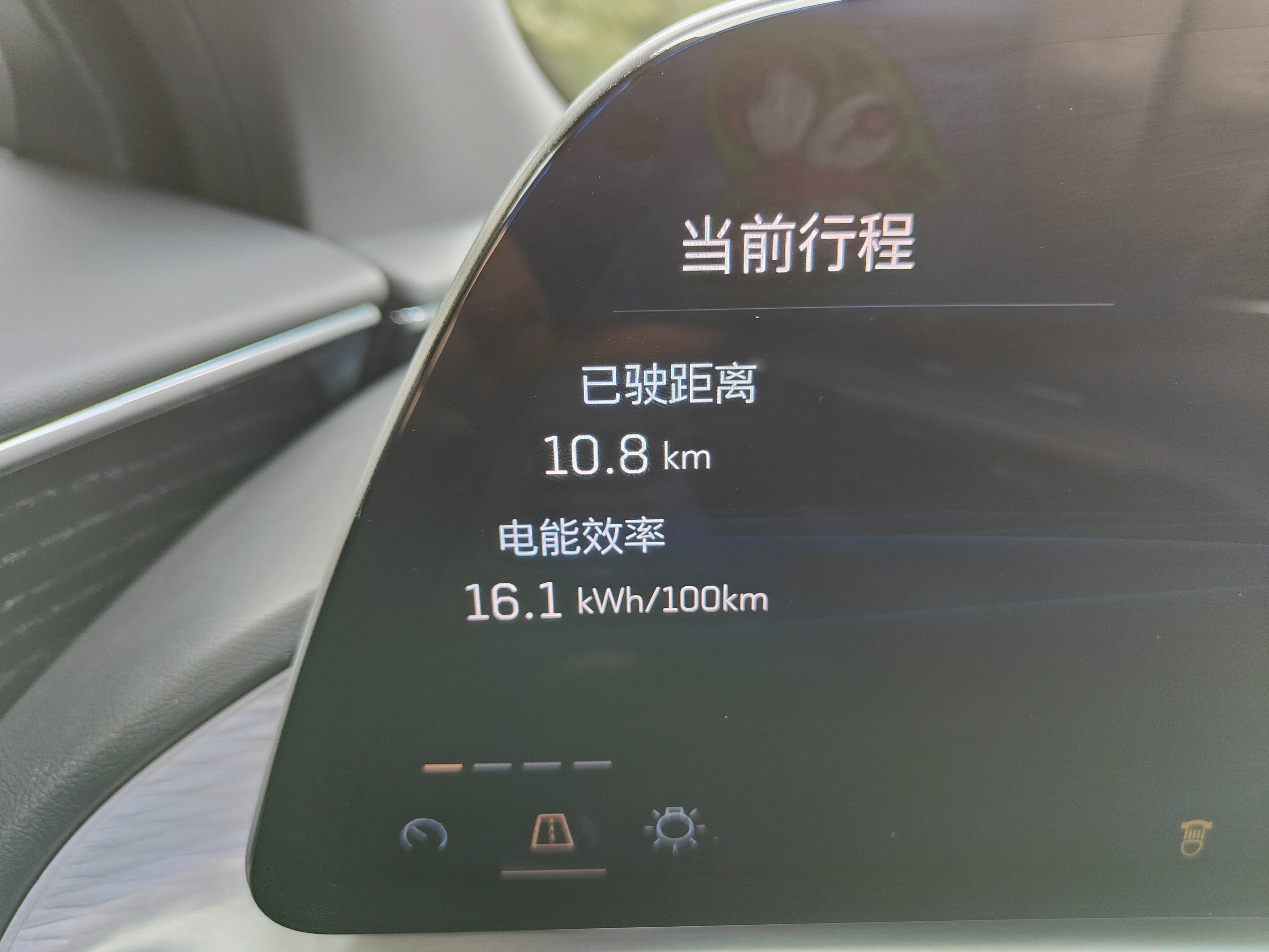 小鹏 G9 另一对手？凯迪拉克 LYRIQ 试驾体验