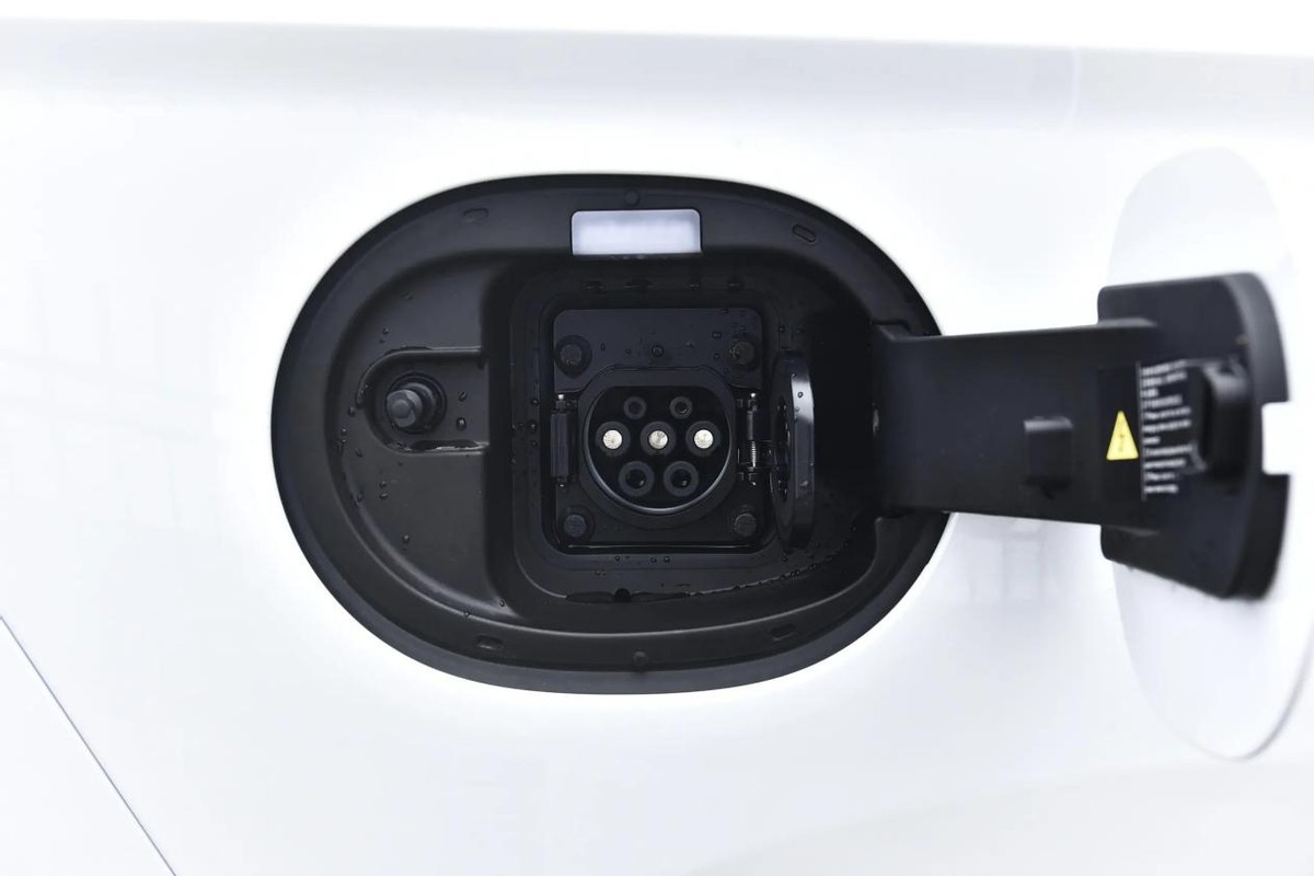 十二三万买家用SUV，五菱星光S、宋Pro和长安CS75 PLUS，谁更值？