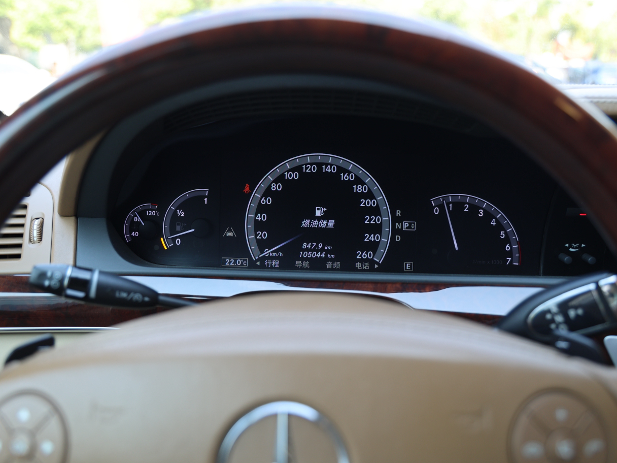 十年奔驰S600L，曾经的百万豪车，如今15.8万圆你老板梦