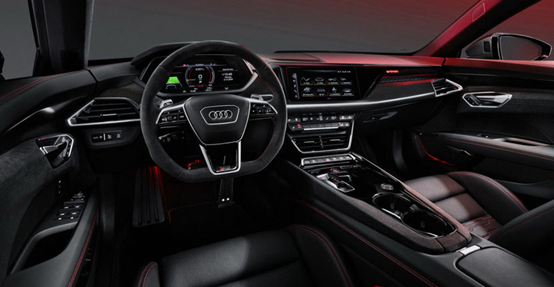 全新一代奥迪A4曝光，内饰终于换了，最后一代内燃机车型？