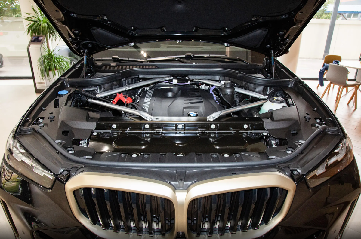 预算85万挑选豪华SUV，宝马X5对比奔驰GLE，谁才是同级“一哥”？