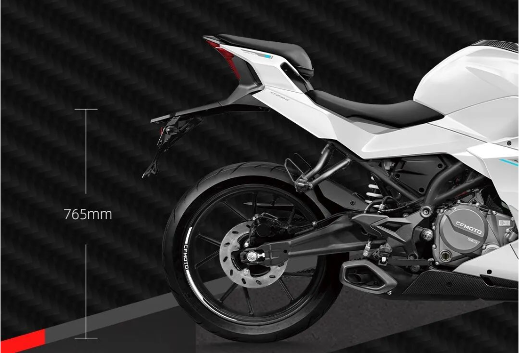 15980元春风250SR-FUN上市，一线品牌卖三线价格！