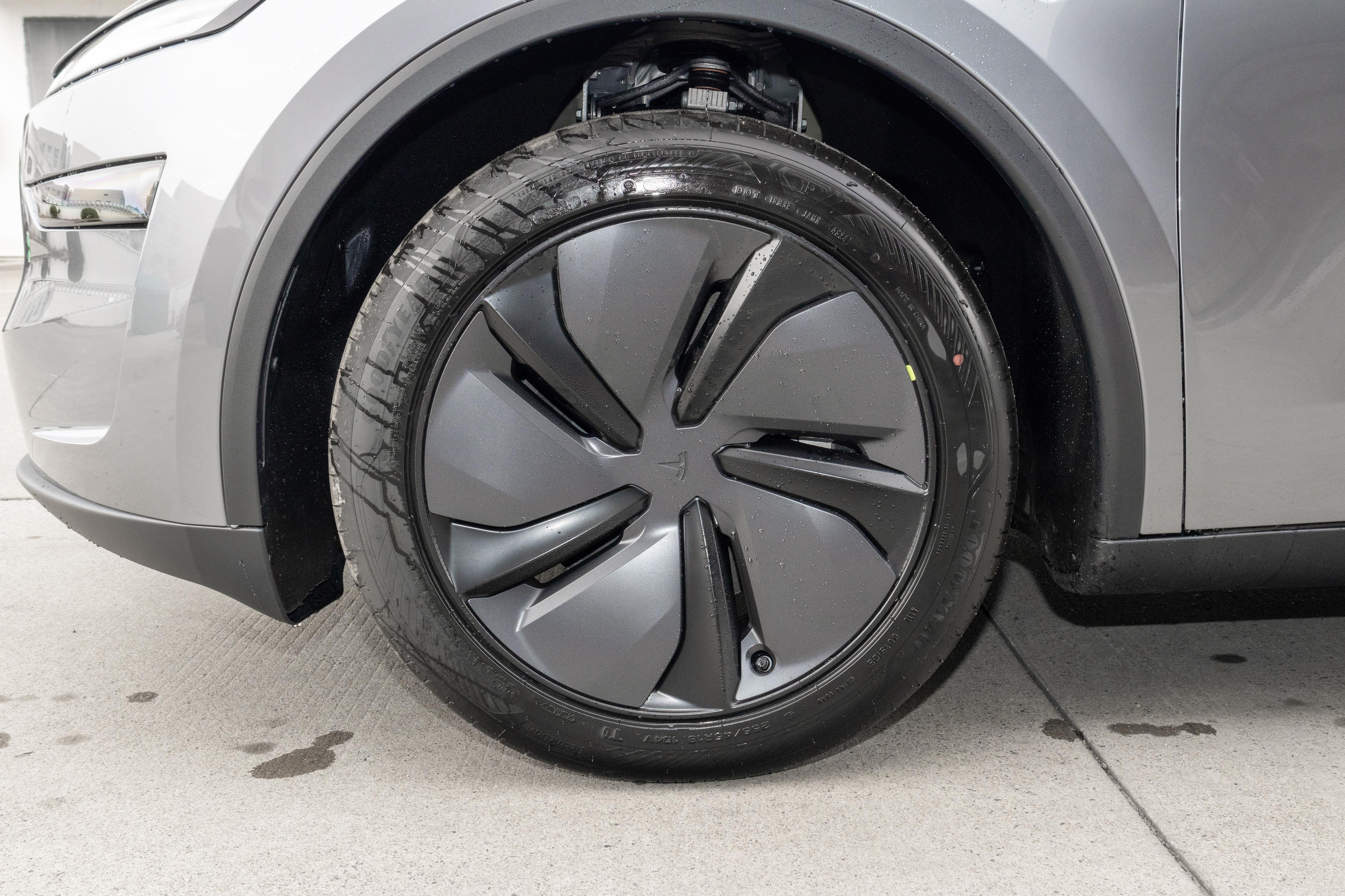 要出16万的Model Y？减配这些东西，你看看合适吗？