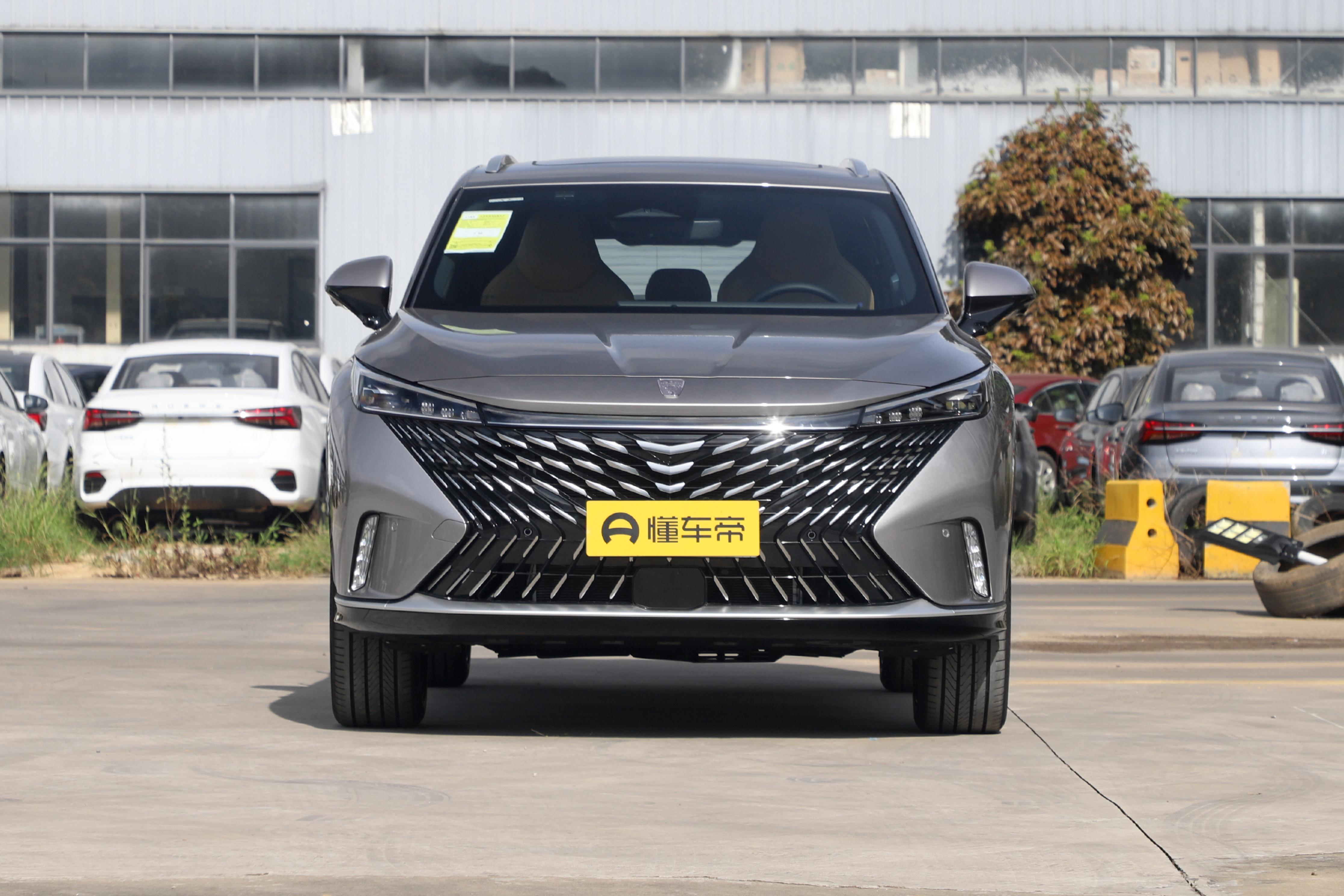 实拍第三代荣威RX5 330TGI NGP智驾版：188马力大5座，15.59万值吗