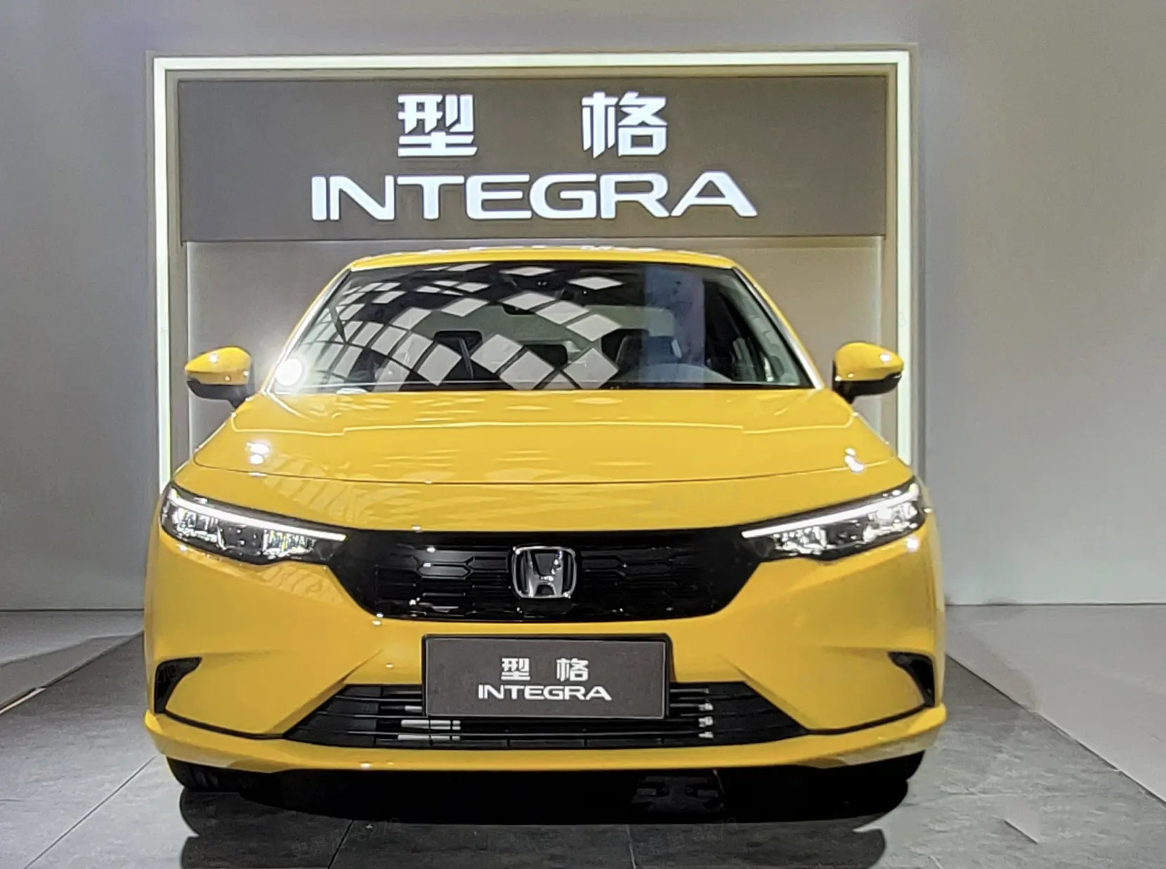 广汽本田型格开启预售，预售价14.3万元起，型格和思域你选谁呢？