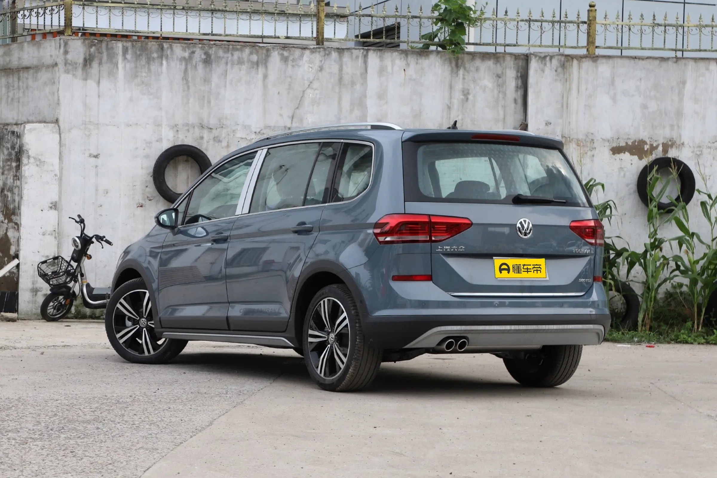紧凑型MPV，外观耐看空间大，途安L适合家用吗？全方面评测！