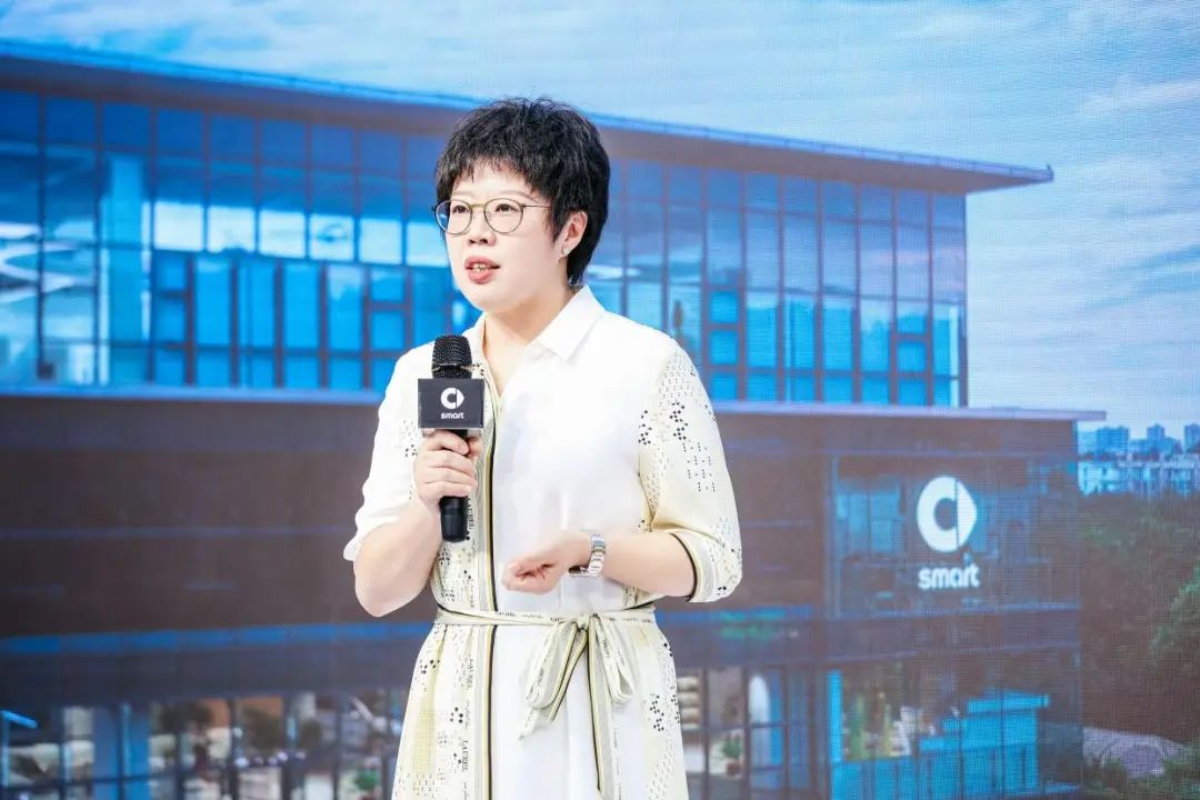 smart的全球旗舰店，开在了成都！