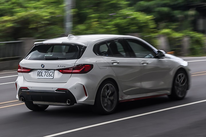 谁说后驱车就一定比较好玩？试驾宝马128ti后的我，持保留态度