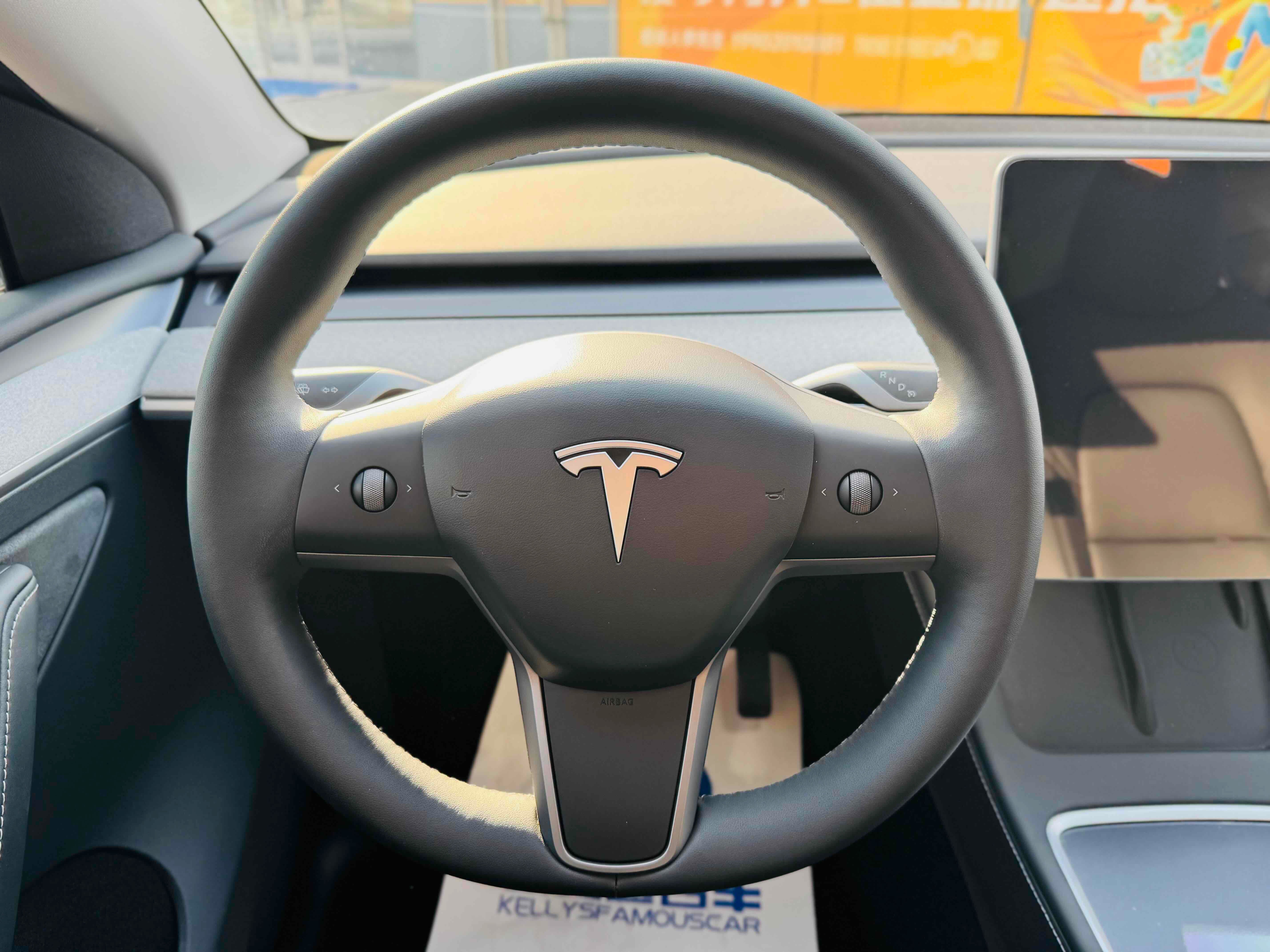 20万出头圆梦特斯拉Model Y，2023款准新车，纯电出行新选择！