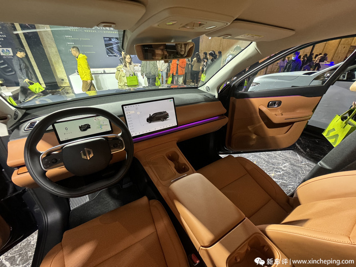800V平台+605km续航！12.98万起，2026款零跑C10开启预售