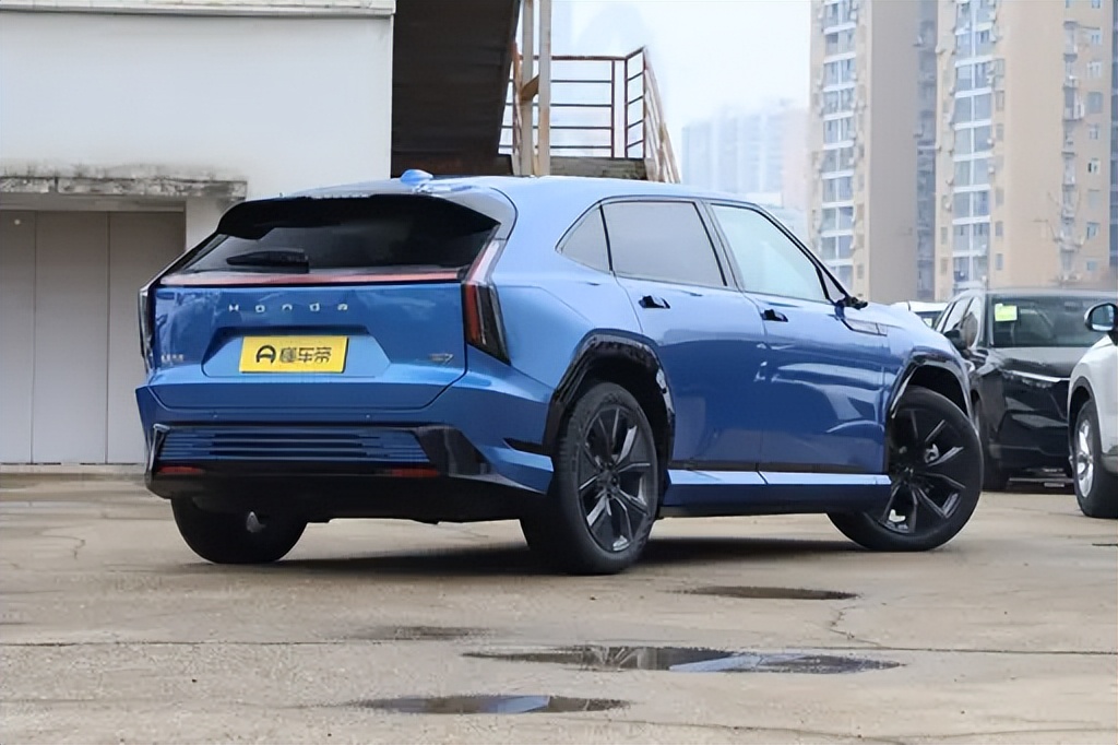 定位中型SUV，外观大气，东风Honda S7对比大众ID.6 CROZZ