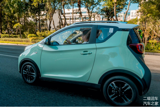 值得购买的新能源车小巧型：奇瑞新能源小蚂蚁！